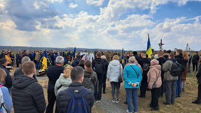 "Не мав страху перед ворогом": на Черкащині попрощались з Русланом Стороженком "Не мав страху перед ворогом": на Черкащині попрощались з Русланом Стороженком