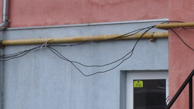 В багатоповерхівці Івано-Франківська з 2019 року не можуть провести електроенергію В багатоповерхівці Івано-Франківська з 2019 року не можуть провести електроенергію
