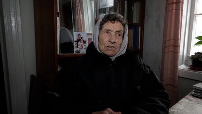 "Все переживемо, аби був мир": як живуть пенсіонерки без світла в прикордонні Чернігівщини "Все переживемо, аби був мир": як живуть пенсіонерки без світла в прикордонні Чернігівщини