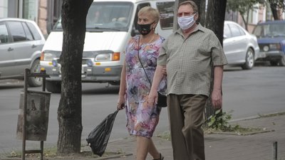 "Все працює, як і в Чернівцях": у громаді на Буковині в "червоній" зоні не посилюють карантин