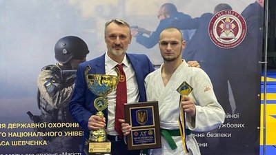 Поліцейський з Дніпра став чемпіоном України з рукопашного бою