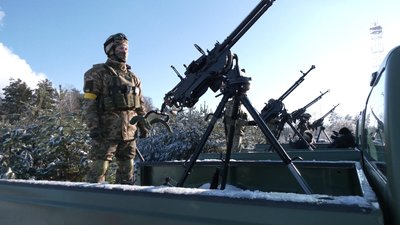 "Вартові неба": на Рівненщині сформували мобільні групи для захисту від атак з повітря