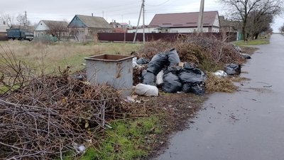 У Бердянську ситуація критична ситуація з вивозом сміття У Бердянську ситуація критична ситуація з вивозом сміття