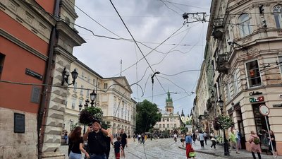 "Аварійні бригади працювали всю ніч": у Львові триває ліквідація наслідків негоди "Аварійні бригади працювали всю ніч": у Львові триває ліквідація наслідків негоди