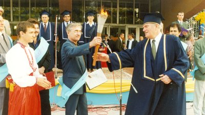 Пішов із життя перший ректор СумДУ Ігор Ковальов