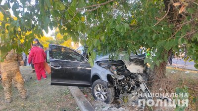 Поліція Одещини встановлює обставини ДТП, внаслідок якої травмувалися п’ятеро людей Поліція Одещини встановлює обставини ДТП, внаслідок якої травмувалися п’ятеро людей