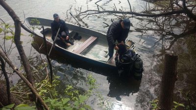 На Вінниччині з дна озера підняли 21-річного рибалку