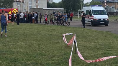 Як поводити себе в надзвичайних ситуаціях – житомирські рятувальники проводять заняття для добровольців Як поводити себе в надзвичайних ситуаціях – житомирські рятувальники проводять заняття для добровольців