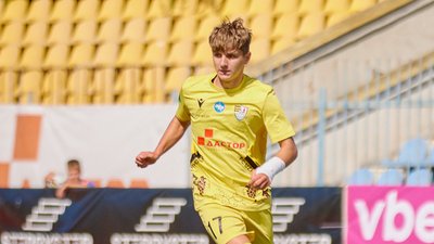17-річний футболіст з Ужгорода Максим Кічун продовжить кар’єру в клубі УПЛ «Колос»