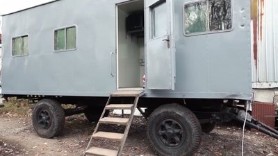 Три мобільні банно-пральні комплекси відправлять з Франківщини для бійців на передову