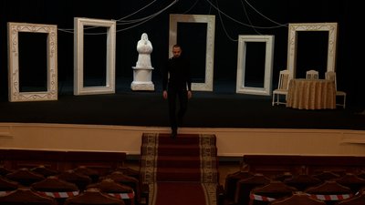 З електриків – у актори. На рівненській сцені в "Тартюфі" дебютує Остап Жежерун З електриків – у актори. На рівненській сцені в "Тартюфі" дебютує Остап Жежерун