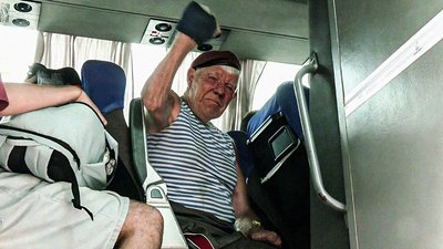 дядя Гриша поїхав з Кропа
