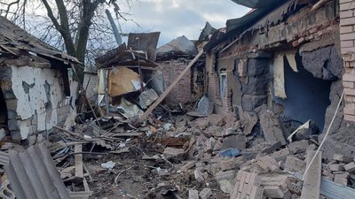 Одна загибла людина та 10 поранених: обстріли Донеччини за добу