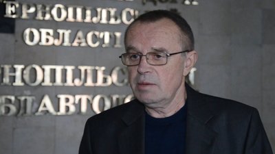 Майже два місяці у селі на Тернопільщині не зупиняються автобуси Майже два місяці у селі на Тернопільщині не зупиняються автобуси