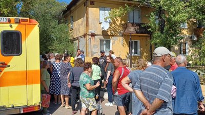 "Все летіло на мене. Досі трясе". Миколаївка після удару РФ по готелю: руйнування та свідчення містян "Все летіло на мене. Досі трясе". Миколаївка після удару РФ по готелю: руйнування та свідчення містян