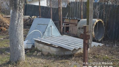 На Житомирщині у криниці знайшли тіло 18-річної дівчини. У вбивстві зізнався її парубок На Житомирщині у криниці знайшли тіло 18-річної дівчини. У вбивстві зізнався її парубок