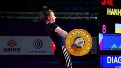 Україна виграла перше "велике золото" Євро-2022 з важкої атлетики. Усього в збірної – чотири золоті медалі