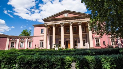 В Одесі після російської атаки відкривається художній музей