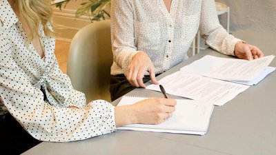 нотаріус-ілюстративне