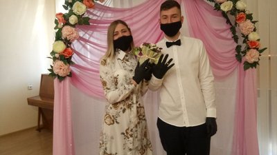 Перше весілля від початку оголошення карантину відбулось у Кропивницькому Перше весілля від початку оголошення карантину відбулось у Кропивницькому