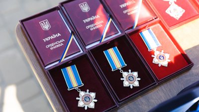 У Тернополі нагородили військовослужбовців У Тернополі нагородили військовослужбовців