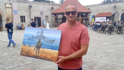У замку на Тернопільщині провели благодійний аукціон