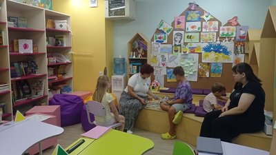 Навчання під час лікування. Як працює "Школа супергероїв" у Львові Навчання під час лікування. Як працює "Школа супергероїв" у Львові
