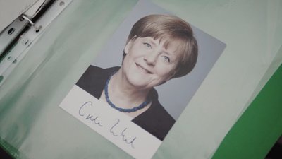 У Сумах підліток колекціонує автографи відомих людей У Сумах підліток колекціонує автографи відомих людей