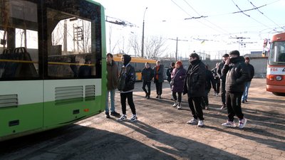 Бути водієм тролейбуса чи контролером: у Черкасах студентам пропонують роботу Бути водієм тролейбуса чи контролером: у Черкасах студентам пропонують роботу