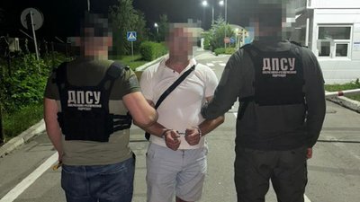 На Львівщині затримали мешканця Закарпаття, якого підозрюють в організації виїзду ухилянтів за кордон