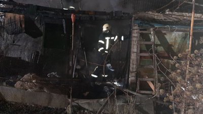 Вночі у Запоріжжі сталася пожежа: травмованих та загиблих немає Вночі у Запоріжжі сталася пожежа: травмованих та загиблих немає