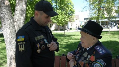 Обоє оборонці, обоє пішли захищати Батьківщину добровольцями. Історія розвідниці та кіборга з Вінниччини Обоє оборонці, обоє пішли захищати Батьківщину добровольцями. Історія розвідниці та кіборга з Вінниччини