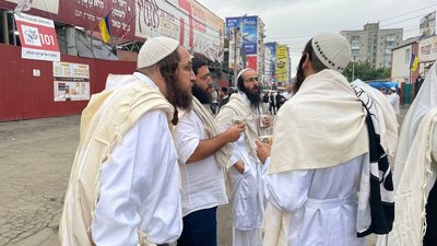 Про що говорили в хасидському кварталі в Умані Про що говорили в хасидському кварталі в Умані