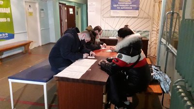На Полтавщині людей за 60 років почали щеплювати бустерною дозою вакцини від COVID-19