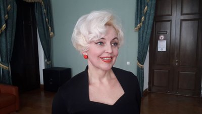 Артисти сумської філармонії підготували концерт "Непереможна Україна", який покажуть онлайн Артисти сумської філармонії підготували концерт "Непереможна Україна", який покажуть онлайн