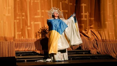 Людмила Монастирська, сцена Метрополітен Опера, Нью-Йорк