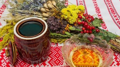 Православні християни святкують Медовий Спас. Що треба знати про свято