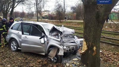 Внаслідок ДТП в Одесі загинув водій Внаслідок ДТП в Одесі загинув водій
