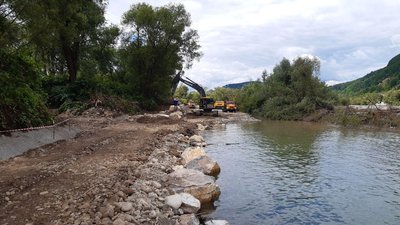 У Гвозді на Прикарпатті відновлюють газопровід, який пошкодила стихія У Гвозді на Прикарпатті відновлюють газопровід, який пошкодила стихія