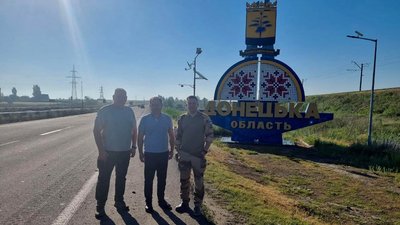 На передову з Франківщини для бійців "десятки" передали ноутбуки та планшети На передову з Франківщини для бійців "десятки" передали ноутбуки та планшети