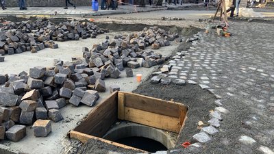 Близько 49 млн витратили з міського бюджету на ремонт площі Петефі в Ужгороді, – Ігор Лаба Близько 49 млн витратили з міського бюджету на ремонт площі Петефі в Ужгороді, – Ігор Лаба
