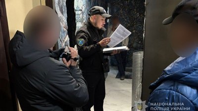 Підозра медику