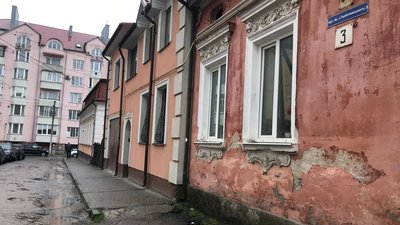 Стан дороги критичний: тернополяни зареєстрували петицію Стан дороги критичний: тернополяни зареєстрували петицію