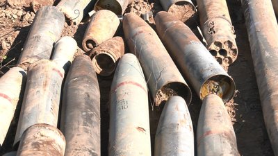 Наслідки війни: на Черкащині рятувальники знешкодили 32 тисячі боєприпасів Наслідки війни: на Черкащині рятувальники знешкодили 32 тисячі боєприпасів