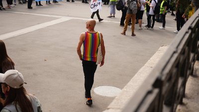 Марш за права KharkivPride пройшов без сутичок — поліція Марш за права KharkivPride пройшов без сутичок — поліція