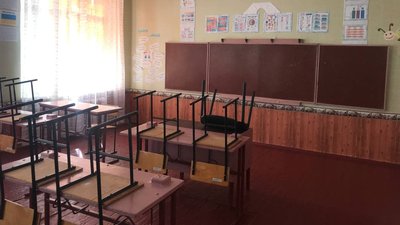 У селі на Сумщині просять перевести дітей до іншої школи, бо їхня малокомплектна