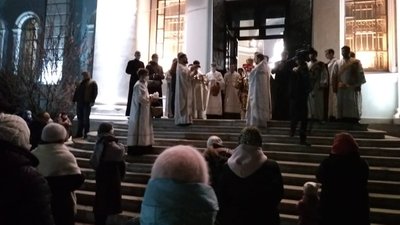 Великодні богослужіння у Сумах: як це було (фоторепортаж) Великодні богослужіння у Сумах: як це було (фоторепортаж)