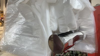 Обмежене використання пластику: у що пакують продукти закарпатці