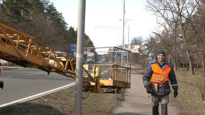 Працюють у холод і в дощ: як комунальники відзначають професійне свято Працюють у холод і в дощ: як комунальники відзначають професійне свято