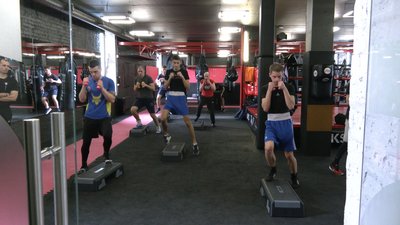 До Рівного з Харкова переїхали тренери збірної України з боксу та їх вихованці До Рівного з Харкова переїхали тренери збірної України з боксу та їх вихованці